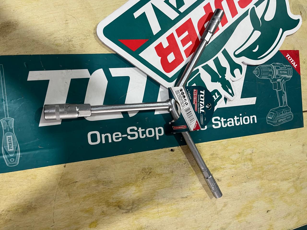 LLAVE TIPO Y THYSW081012